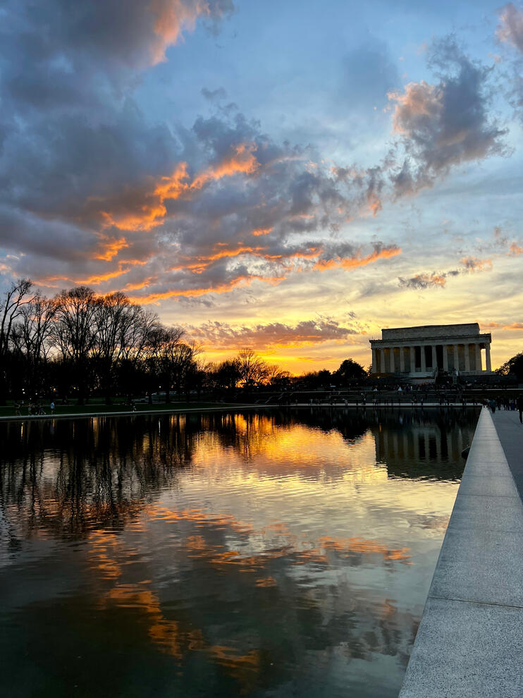 The Lincoln Memorial At Sunset