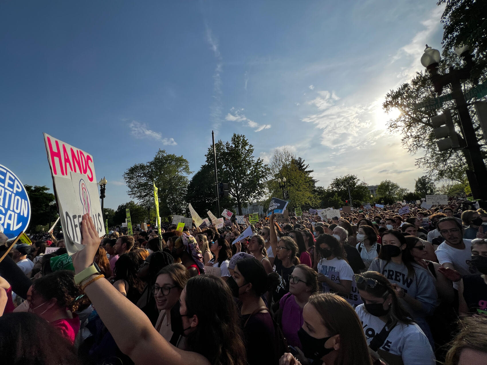 Crowds outside SCOTUS 4/3/22